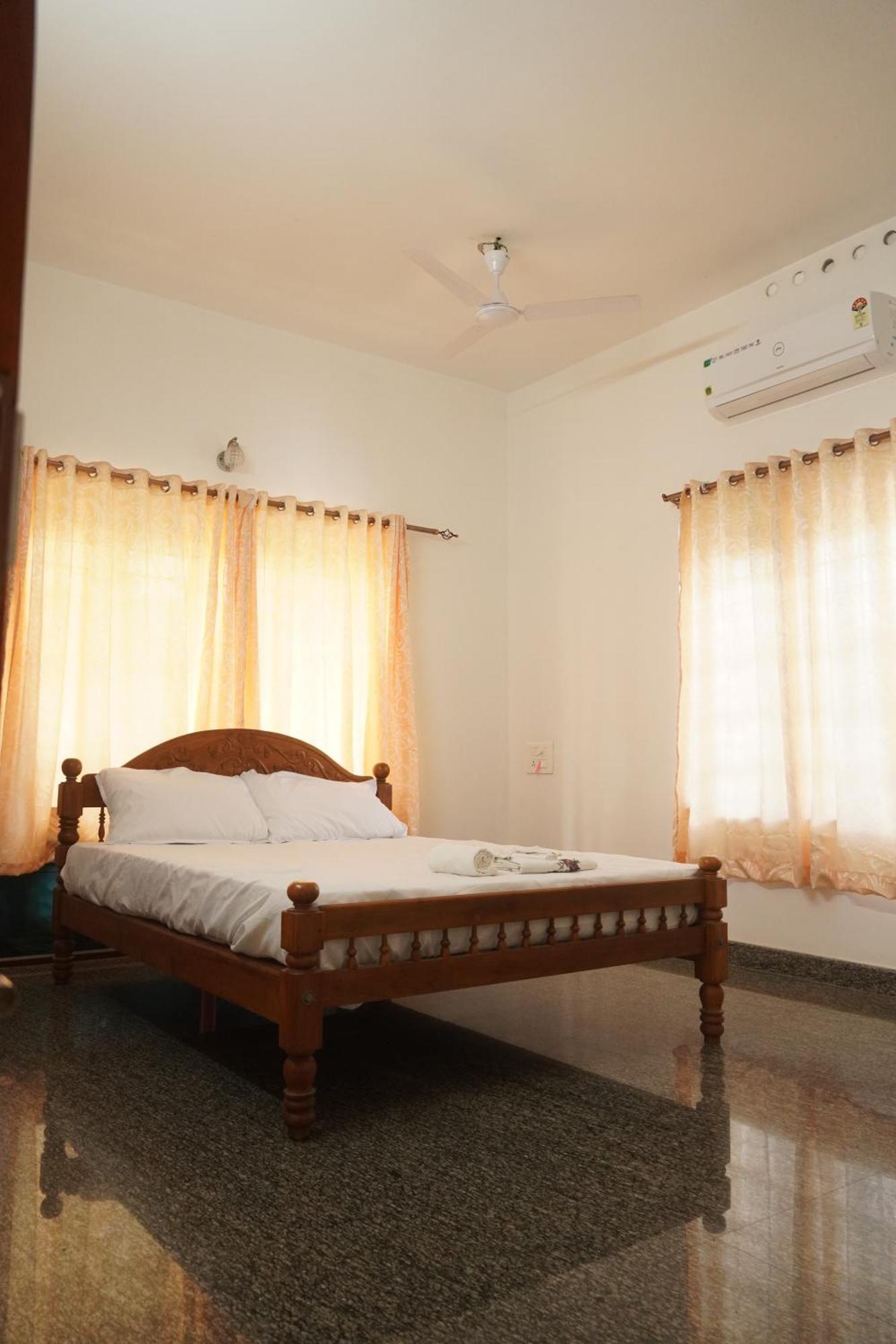 Joby Homestay Kadamakudy Kochi Esterno foto