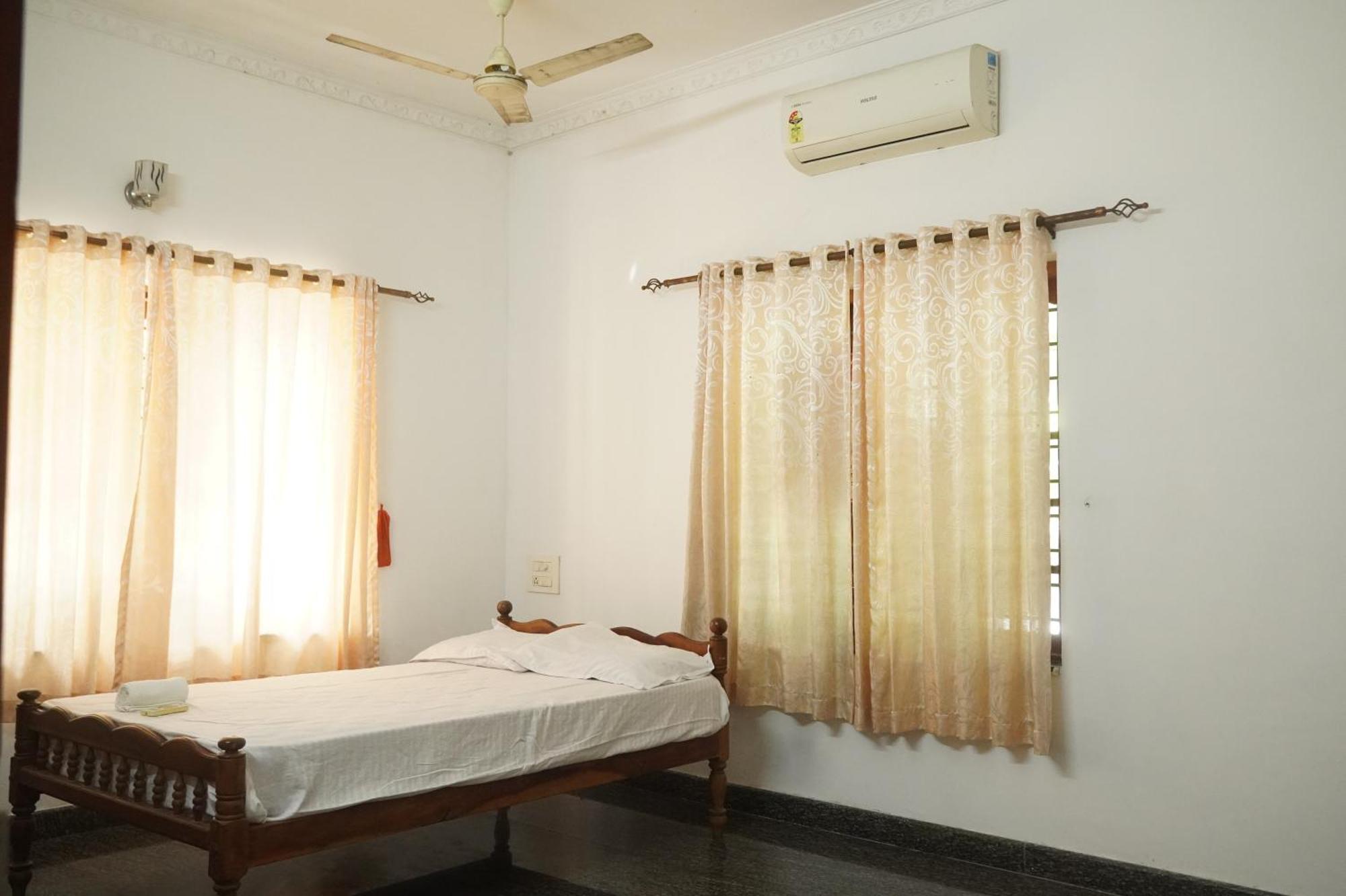 Joby Homestay Kadamakudy Kochi Esterno foto